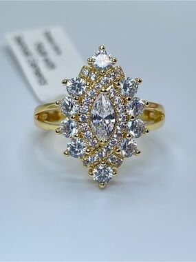 Swarovski Crystal Elements White Crystal Art Deco Ring Vintage Look Sz 6